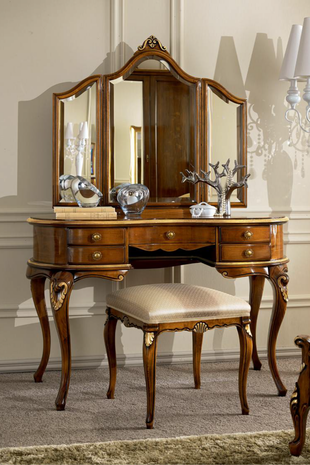 Spoguļa galdiņš "Passioni" no 3 daļām. TAROCCO VACCARI