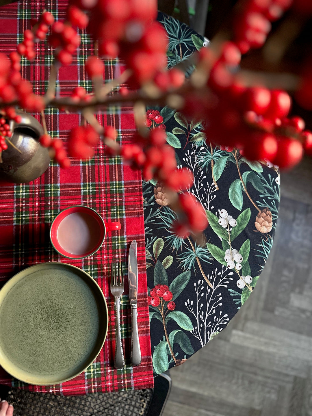 Apaļš Ziemassvētku galdauts "Christmas Forest"