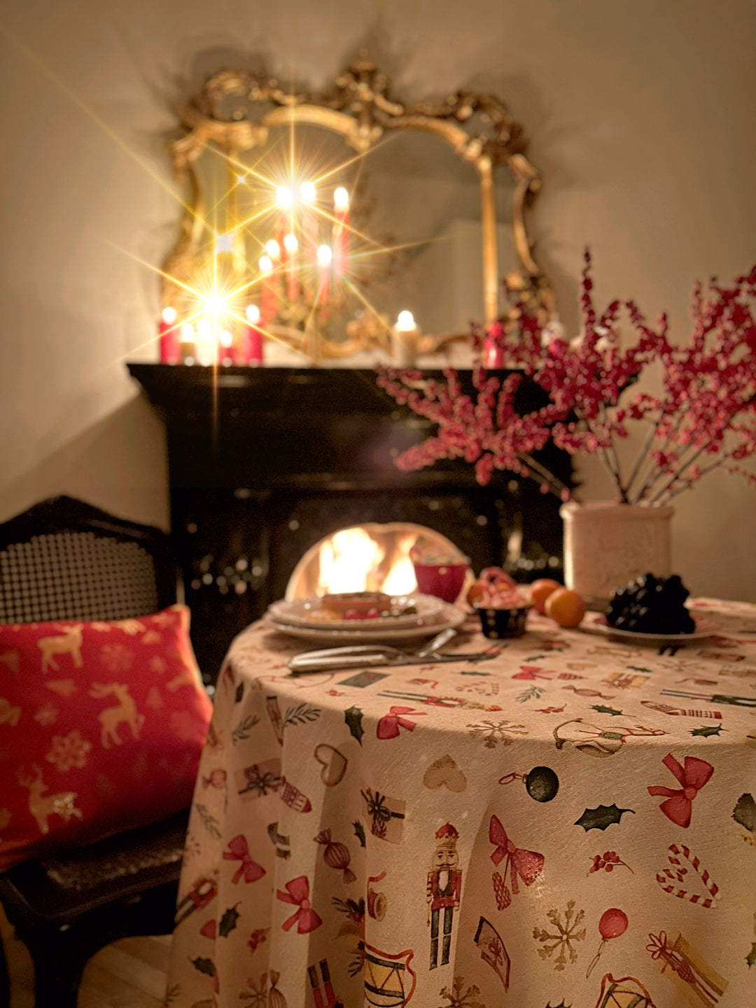 Apaļš Ziemassvētku galdauts "Christmas Story"