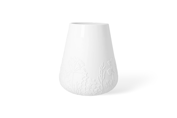 Porcelāna vāze ar ziedu reljefu