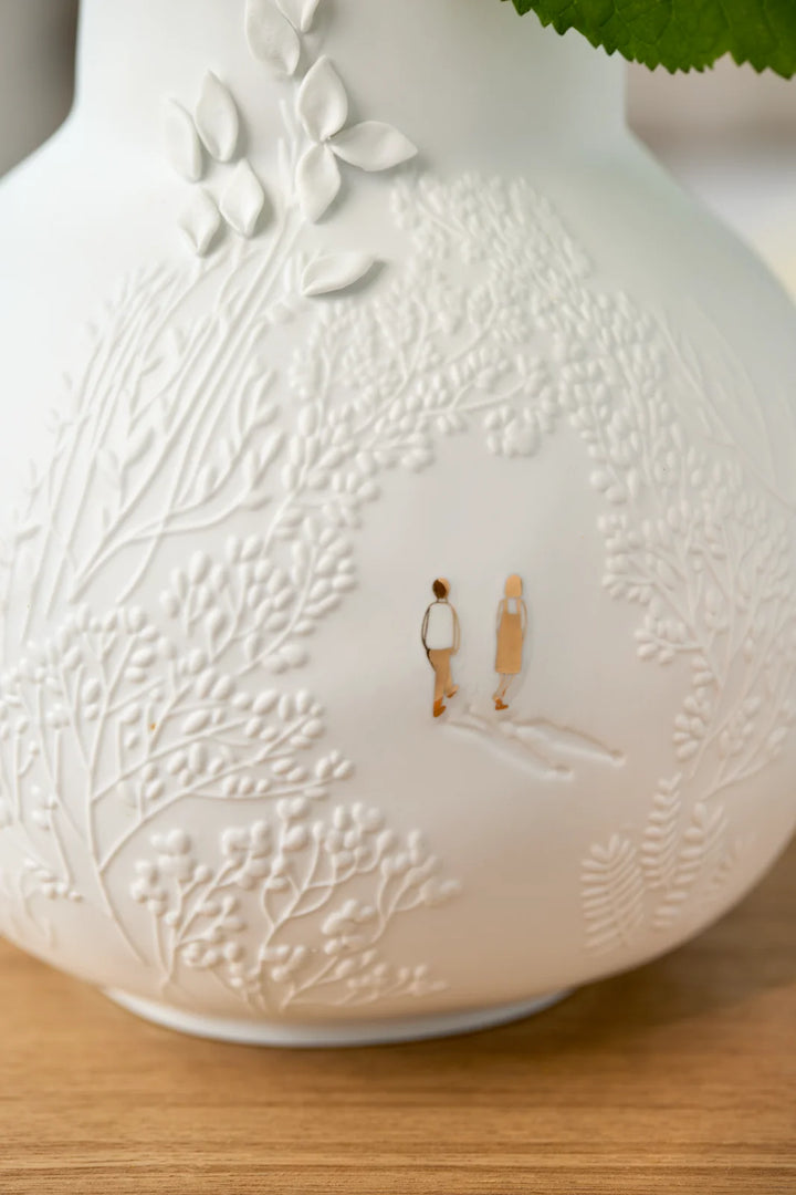 Porcelāna vāze “Parka pastaiga”