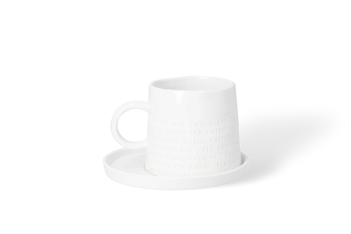 Porcelāna krūze ar apakštasīti “Frühstück”