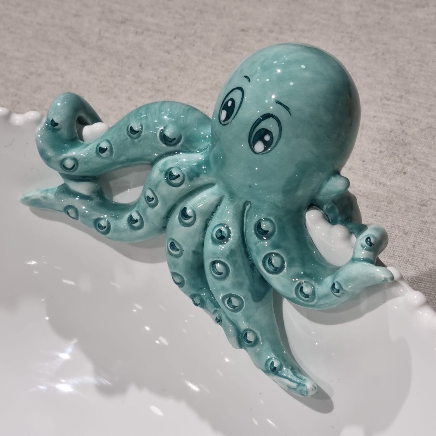 Bļoda ar astoņkāju dekoriem, diam. 35 cm