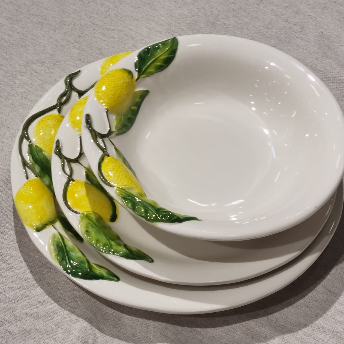 Srvējamais šķīvis ar citronu dekoru, Itāļu keramika, 30 cm
