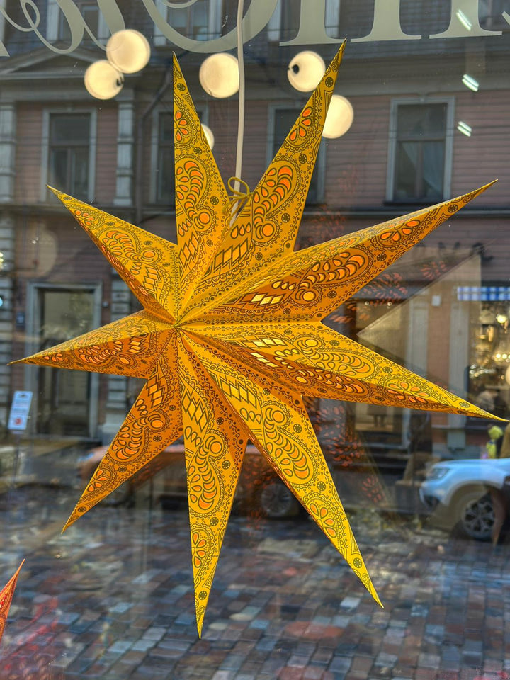 Zvaigzne-lampa dzeltena 7 stari