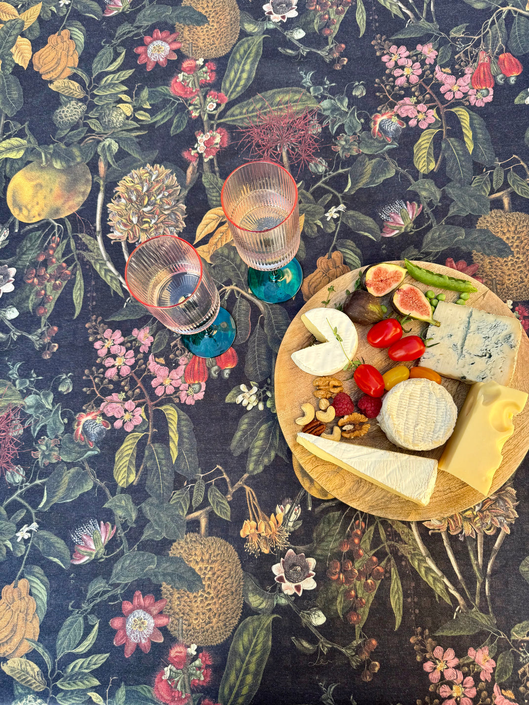 Apaļš galdauts Exotic Night