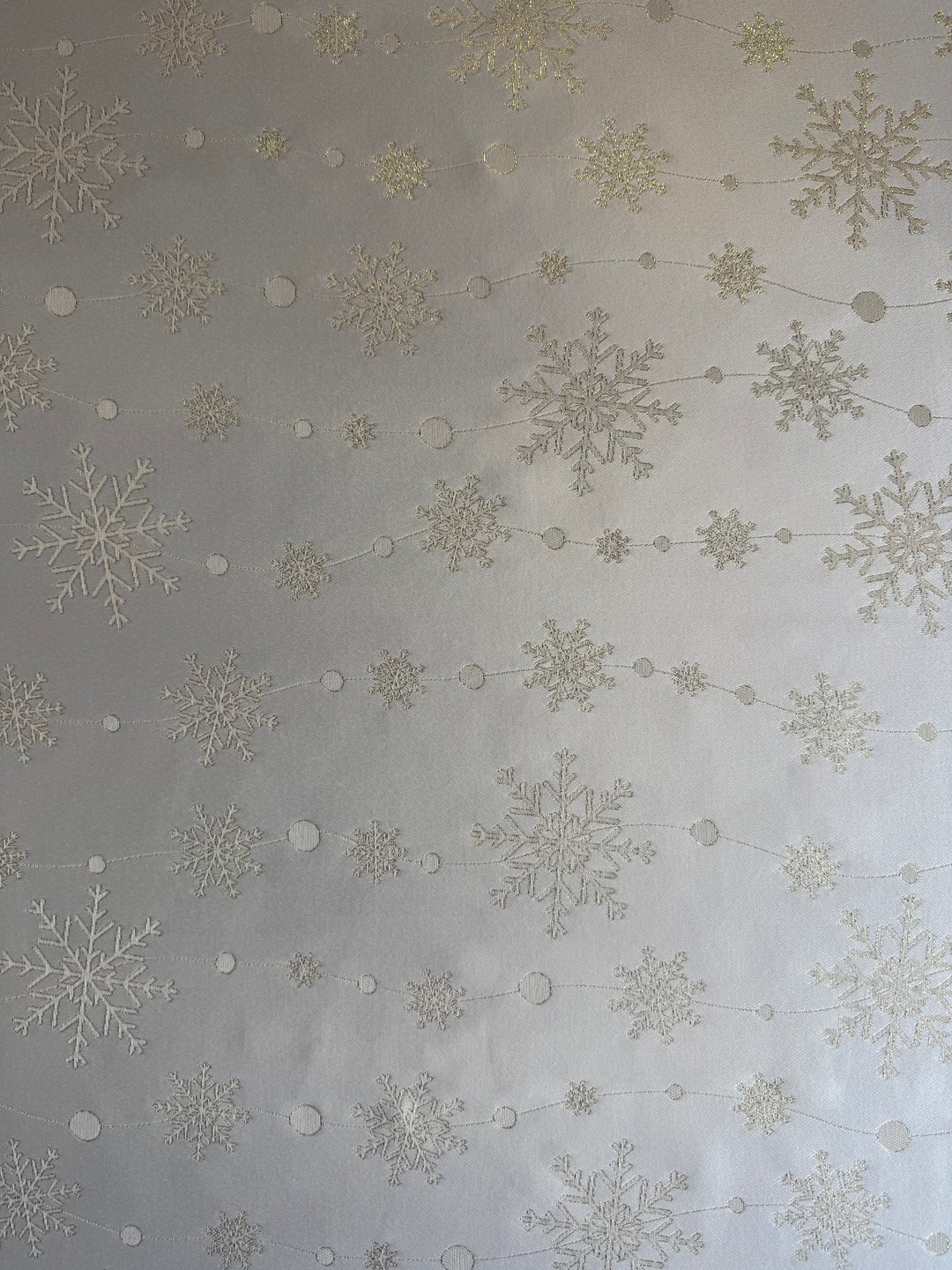 Ziemassvētku motīva galdauts, dažādi izmēri | Golden Snowfall