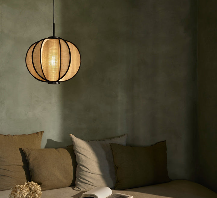 Solis piekaramā lampa